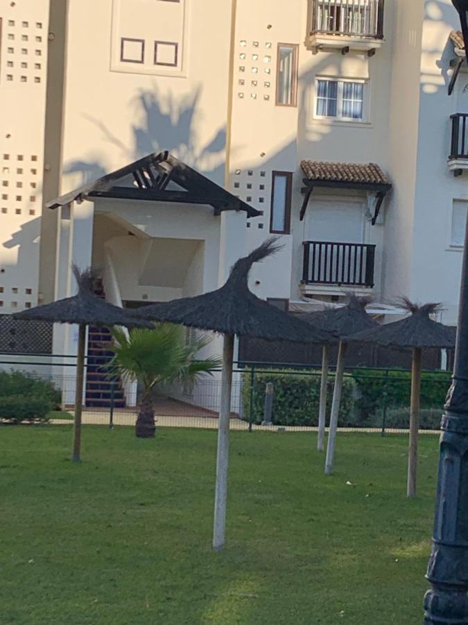 Residencial Duquesa Fase 1 Apartment Манилва Екстериор снимка