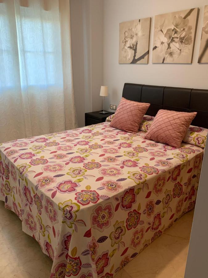 Residencial Duquesa Fase 1 Apartment Манилва Екстериор снимка